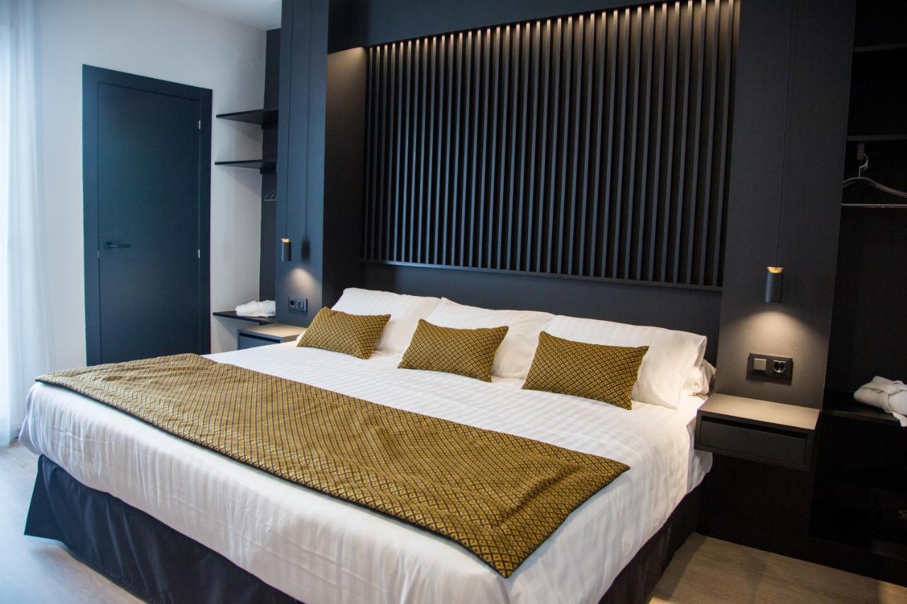 Elite Hotel - Gay Men Only (Adults Only) Sitges Exterior photo